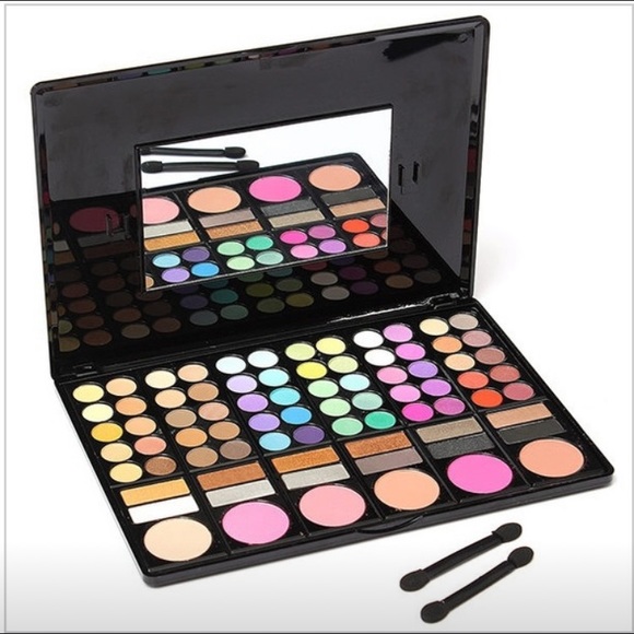 Eyeshadow - Picture 2 of 4